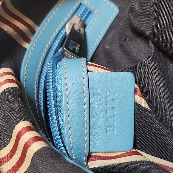 Bally Blue and Cream Canvas/ Leather Hobo Shoulder Bag - Picture 15 of 16